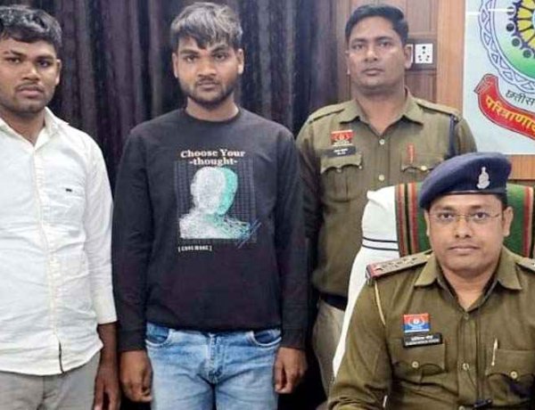 ज्वेलर्स चोरी का बड़ा खुलासा, दो भाई श्लोक और विवेक गिरफ्तार होकर पहुंचे जेल, पुलिस ने 85 हजार का पेंडल और बाइक किया जब्त