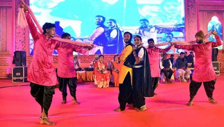 राजिम कुंभ कल्प में छत्तीसगढ़ी लोकसंस्कृति का उत्सव लोकमहक खल्लारी की प्रस्तुति पर थिरके दर्शक, MLA रोहित साहू ने किया औचक निरीक्षण
