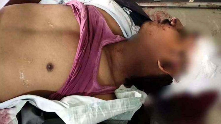 ट्रेन के गेट में बैठा युवक, झपकी आने पर रेल पर गिरा, गंभीर चोटों के कारण अस्पताल में मौत, जीआरपी के खिलाफ लापरवाही का आरोप