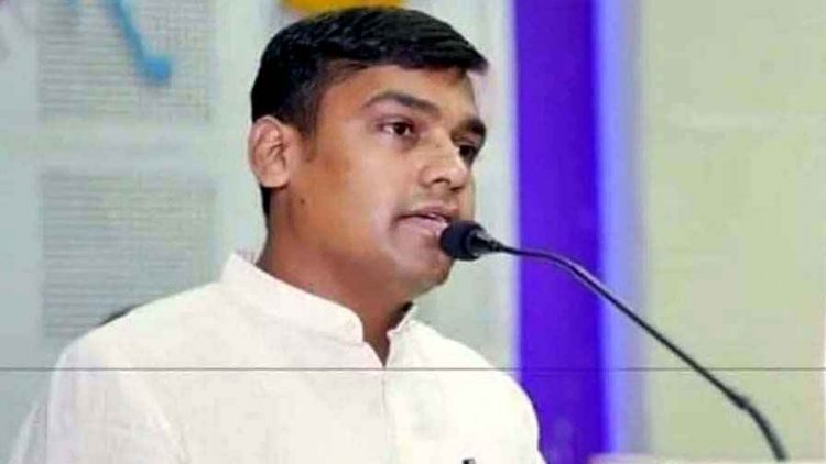 अनुकंपा नियुक्तियों में भारी भ्रष्टाचार मामले की जांच पर सवाल, अपने ही खिलाफ इंक्वायरी, और क्लीन चिट की फाइल तैयार, कोर्ट जाने की चेतावनी