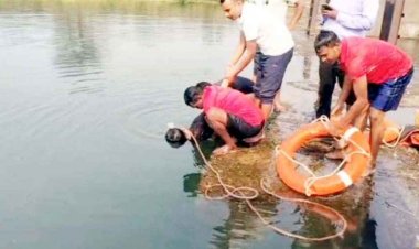 नहाने के दौरान डैम में डूबने से युवक की मौत, गोताखोरों ने 3 घंटे मशक्कत के बाद बाहर निकाला शव, इधर नहर में समाया घर के बाहर खेल रहा तीन साल का मासूम