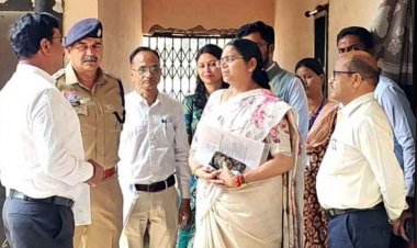 गरियाबंद नगर पालिका का एक और फ़जीहतनामा, प्रस्तावित दुकानों की नीलामी स्थगित किये जाने के बाद, आत्मानंद स्कूल परिसर में निर्माण पर लगाई गई रोक