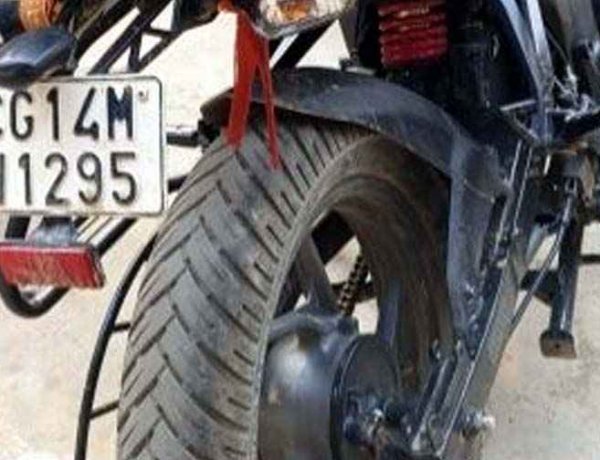 स्पीड किंग बाइकर्स ने मारी जोरदार ठोकर, पलटी तेज रफ़्तार स्कॉर्पियो, मोटर साइकिल की जबरदस्त टक्कर, तीन हादसों में  3 लोगों की गई जान