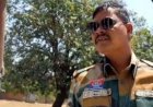 अवैध वसूली के आरोप में आरक्षक सस्पेंड, लोगों ने व्यापारिक वाहनों से पैसे मांगते बनाया VIDEO, वायरल वीडियो से खुला मामला, SP ने किया जांच के आदेश जारी