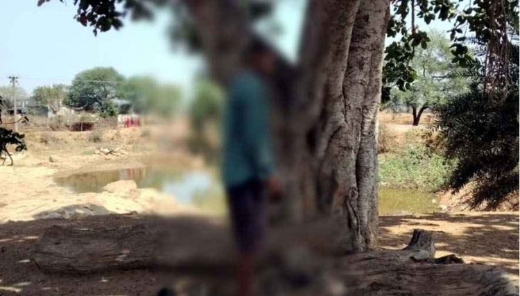 भावुक और दुखद घटना, बेटे की मौत का सदमा नहीं सह पाए पिता, तीन महीने बाद फांसी लगाकर दी जान, तालाब किनारे पेड़ से लटका मिला शव