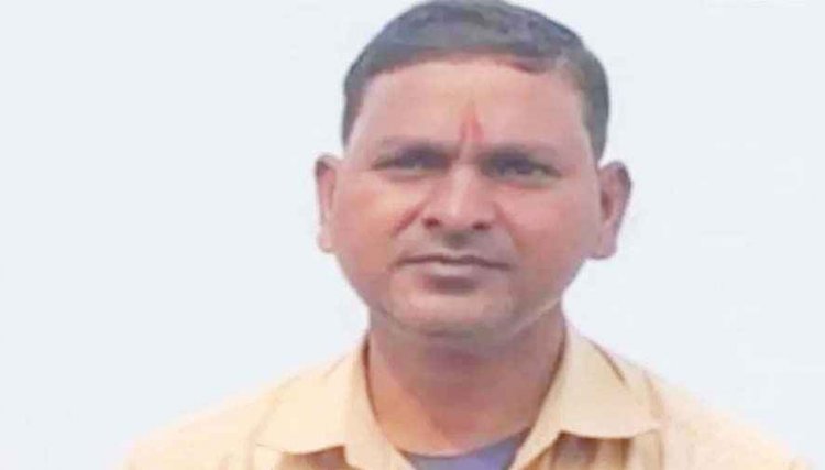 13 अप्रैल से लापता स्कूल के लिपिक का मर्डर!, सड़ी-गली लाश मिलने से इलाके में सनसनी, हाथ बंधे होने से हत्या की आशंका, जांच में जुटी पुलिस