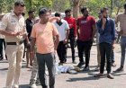 दर्दनाक सड़क हादसा, तेज रफ़्तार अज्ञात ट्रक ने बाइक सवार युवक को मारी जोरदार टक्कर, हेलमेट लगाए डिलीवरी बॉय की मौके पर मौत, सदमे में परिजन