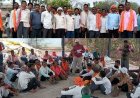 यूरिया-डीएपी की कमी से किसान नाराज, मंडी प्रांगण में जोरदार प्रदर्शन, किसानों ने प्रशासन के खिलाफ की नारेबाजी, विधायक के नाम सौंपा ज्ञापन