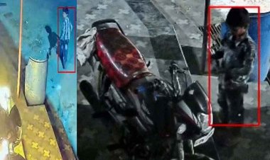 सीसीटीवी में कैद हुई सनसनीखेज घटना, 8 वर्षीय बच्चे ने पेट्रोल डालकर मोटरसाइकिल में लगाई आग, पुलिस ने समझाइश दे कर छोड़ा, इलाके में चर्चा का माहौल