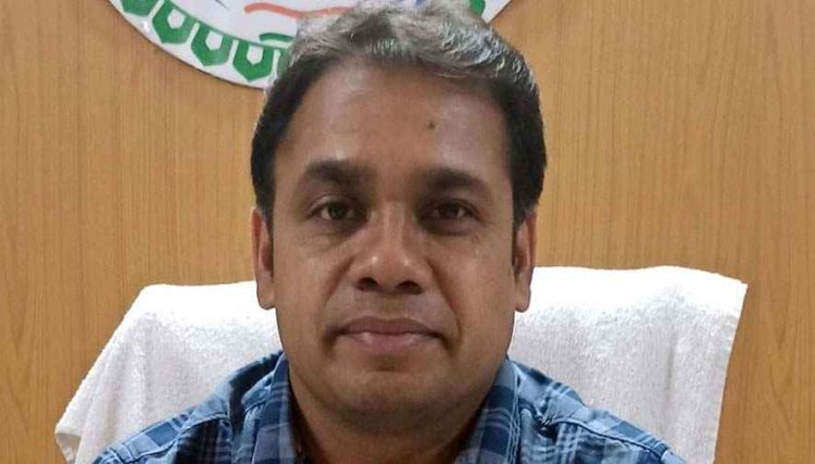 पालकों और मासूम बच्चों से दुर्व्यवहार, जिला शिक्षा अधिकारी ने लिया सख्त एक्शन, आपत्तिजनक शब्दों का प्रयोग के आरोप में शिक्षिका सस्पेंड