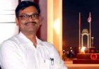 यूनिवर्सिटी में आयोजित कार्यक्रम के दौरान गाना गाते समय प्रोफेसर की बिगड़ी तबीयत, नहीं मिली एंबुलेंस, कार से अस्पताल लेकर पहुंचा स्टॉफ, हार्ट अटैक से मौत