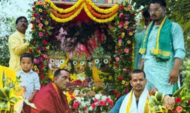 बरसते पानी में भी उमड़ा आस्था का सैलाब, श्रद्धा और उल्लास के साथ निकली भव्य रथयात्रा, धूमाल, डीजे, झांकियां और लोक संस्कृति बनी आकर्षण का केंद्र
