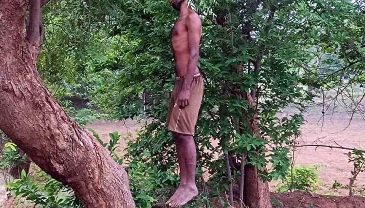 भैंसमुड़ी में फंदे से लटका मिला 26 वर्षीय युवक का शव, इलाके में सनसनी, पुलिस जांच के बाद होगा मौत की वजह का खुलासा, गांव में तरह-तरह की चर्चाएं