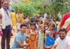 श्रावण मास में आस्था का रंग: सरस्वती शिशु मंदिर की 50 से ज्यादा छात्राओं ने किया महाकाल मंदिर में जलाभिषेक, पार्षद छगन यादव ने किया आत्मीय स्वागत