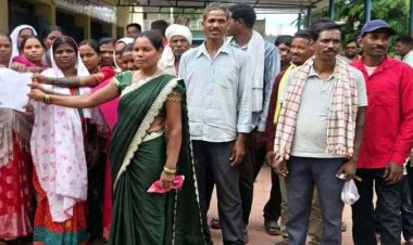सच बोलना पड़ा भारी!, SDM ने महिला सरपंच को किया बर्खास्त, पंचायत में मचा बवाल, बर्खास्तगी के विरोध में 20 पंचों ने दिया सामूहिक इस्तीफा