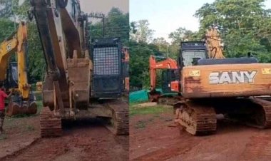 छुरा ब्लॉक में अवैध रेत उत्खनन और भंडारण पर कलेक्टर बी.एस. उईके के निर्देश पर खनिज विभाग की बड़ी कार्रवाई, दो चैनमाउंटेन मशीन जब्त