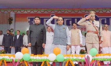 स्वतंत्रता दिवस पर अपनी ही सरकार के कार्यक्रम में उपेक्षा से नाराज पार्टी के पदाधिकारी-कार्यकर्ता और कई पार्षद कार्यक्रम छोड़ कर बाहर, गुटीय सुनियोजित!