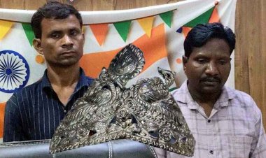 छत्तीसगढ़ में साईं मंदिर से चोरी का पुलिस ने किया बड़ा खुलासा, दो आरोपी गिरफ्तार होकर पहुंचे जेल, आरोपियों से 500 ग्राम वजनी चांदी के मुकुट बरामद