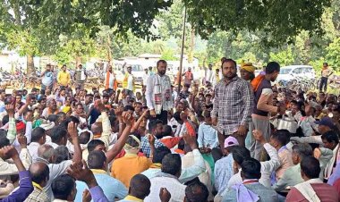 128 गांव के लोगों का कोकड़ी में जुटा जनसैलाब, 5 हजार ग्रामीणों की भलाई के लिए बैठक में विस्थापन और हक-अधिकार पर लिया बड़ा फैसला