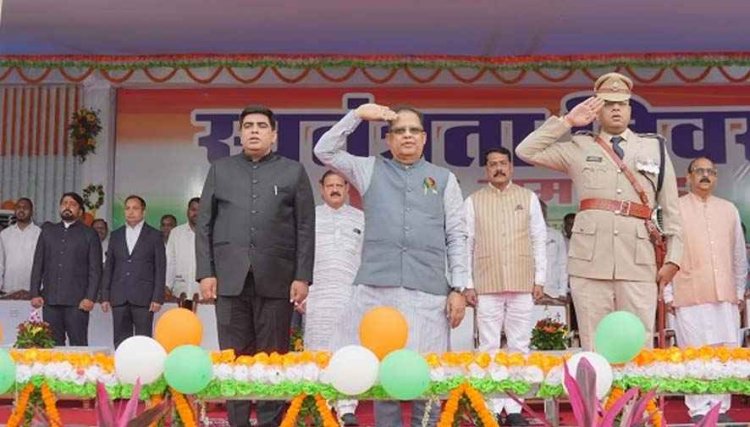 स्वतंत्रता दिवस पर अपनी ही सरकार के कार्यक्रम में उपेक्षा से नाराज पार्टी के पदाधिकारी-कार्यकर्ता और कई पार्षद कार्यक्रम छोड़ कर बाहर, गुटीय सुनियोजित!