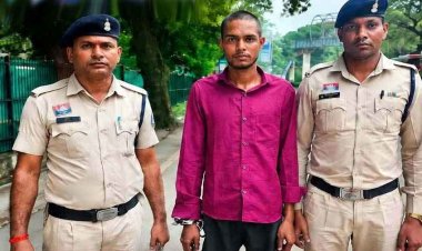  महापौर मीनल चौबे के खिलाफ शहर में जलभराव और सड़कों की हालत पर अभद्र भाषा का इस्तेमाल करना पड़ा भारी, आरोपी विनय माहेश्वरी गिरफ्तार