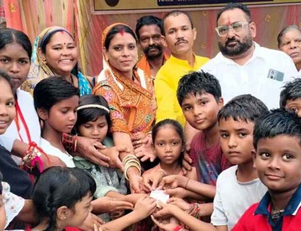 जन्माष्टमी पर मटकी फोड़ प्रतियोगिता, सरपंच एवं उपसरपंच विजेता टीम को किया पुरस्कार वितरण, जलेबी-कुर्सी-चम्मच दौड़ ने भी बांधा समां