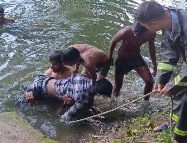 गणेश प्रतिमा विसर्जन के दौरान हुए कई हादसे, 6 बच्चों समेत 18 लोगों की दर्दनाक मौत, इलाके में पसरा मातम, परिजनों का रो-रोकर बुरा हाल 