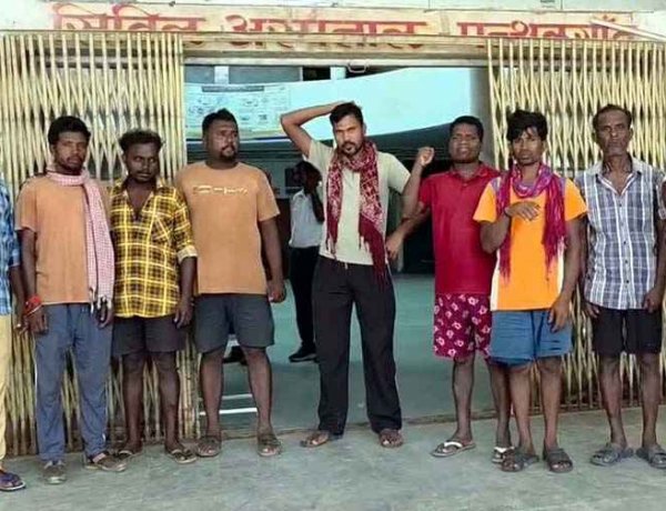 11 केवी की हाईटेंशन वायर से लोहे का पोल उठाने के दौरान करंट की चपेट में आए मजदूर, 2 मजदूरों की गई जान, दो गंभीर, साथी श्रमिकों ने किया हंगामा