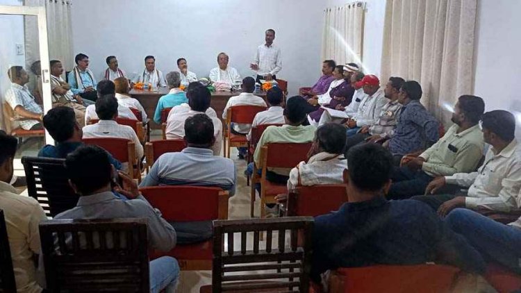 सोशल मीडिया पर अभद्र व्यवहार के खिलाफ कांग्रेस की बैठक में सर्वसम्मति से निंदा प्रस्ताव पारित, जांच कमेटी गठित कर दोषियों पर संगठनात्मक कार्रवाई के संकेत