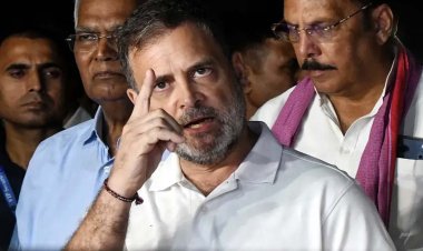 राहुल गांधी विपक्षी नेताओं समेत जन सैलाब लेकर पहुंचे सुप्रीम कोर्ट, मार्च कर 'वोट चोरी' को लेकर दाखिल की याचिका, राहुल गांधी- हमारे संपर्क में केंद्र के 200 अफसर
