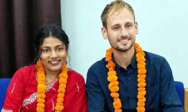 गांव की लड़की ने नीदरलैंड के युवक से की लव मैरिज, सात समंदर पार से आया दूल्हा, कलेक्टर ऑफिस में हुई शादी, नौकरी के दौरान शुरु हुई प्रेम कहानी