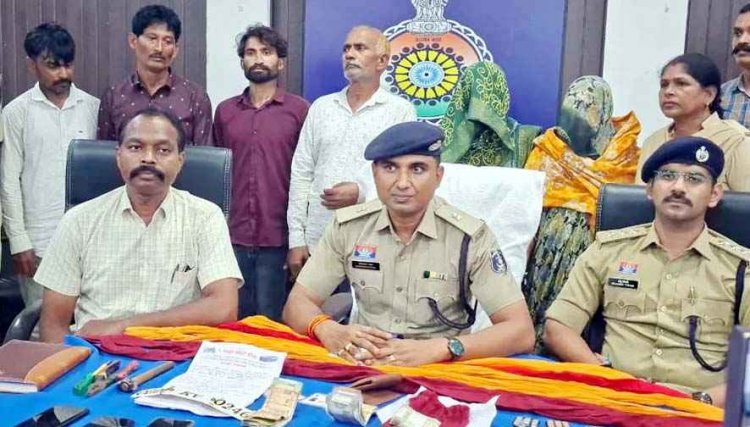 नकली सोने की पत्तियां गिरवी रखकर ज्वेलर्स से 19.32 लाख की ठगी का खेल, पुलिस ने किया अंतरराज्यीय गिरोह का पर्दाफाश, महिला समेत 6 आरोपी गिरफ्तार