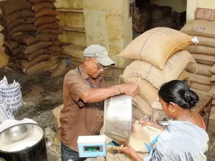 राशन कार्ड वालों को नवंबर में मिलेगा 150 किलो मुफ्त चावल